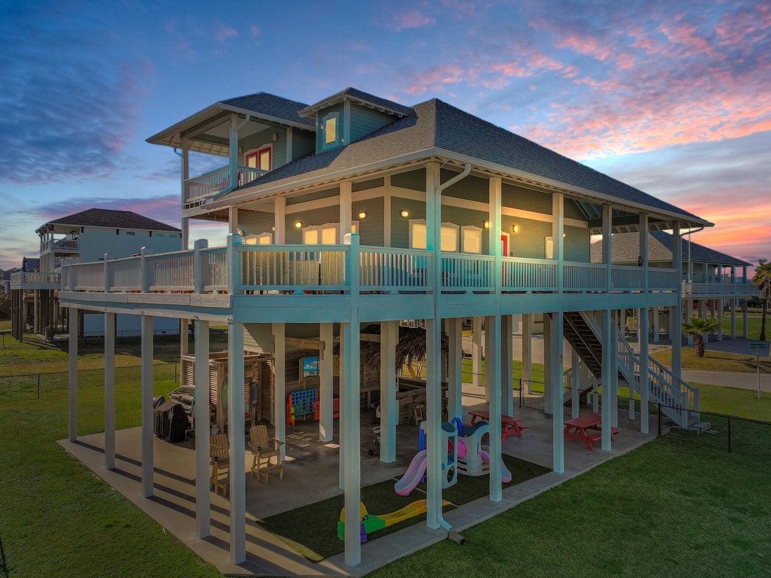 House in Bolivar Peninsula, Texas, United States 1 - 17238228