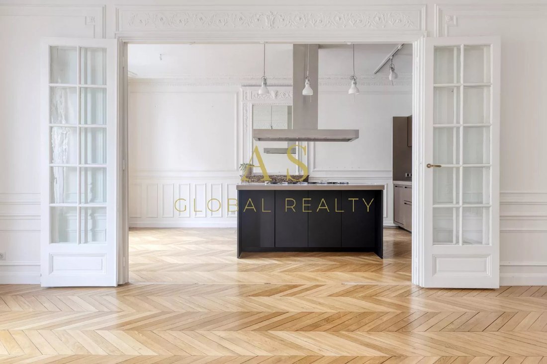 Apartment in Ecole Militaire, Paris 7e Arrondissement, Paris 4 - 17235323