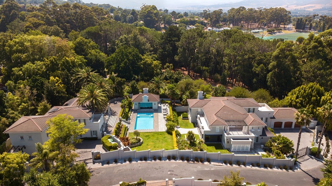 Country House in Parel Vallei, Cape Town, Western Cape 4 - 17235636