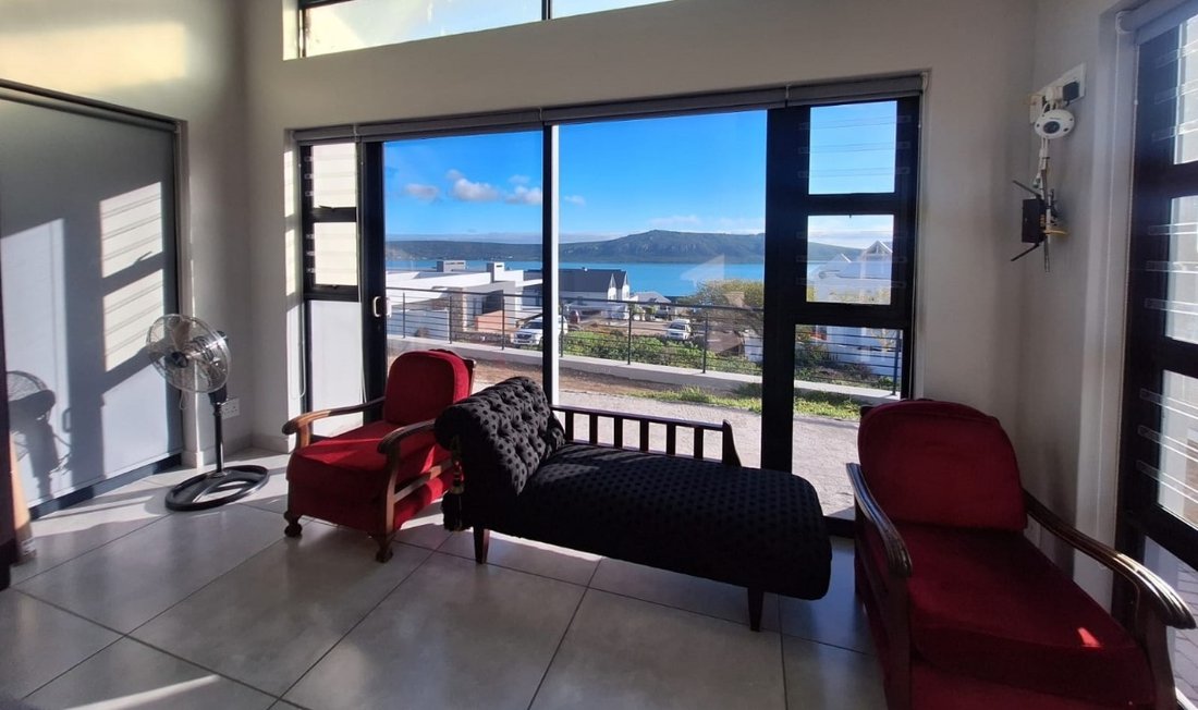 House in Myburgh Park, Western Cape, South Africa 3 - 17235649