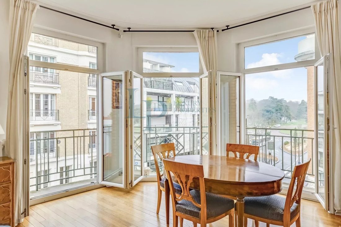 Apartment in Bois de Boulogne, Paris 16e Arrondissement, Paris 2 - 17134228
