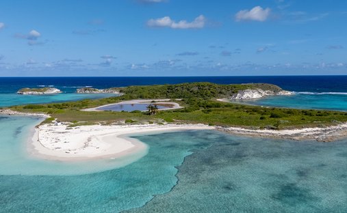 Private Island in Fortune Hill Settlement, San Salvador, The Bahamas 1