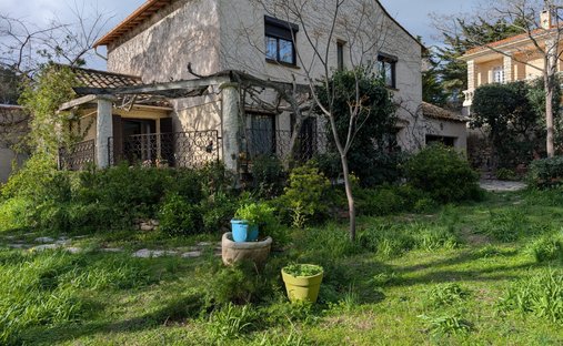 House in La Plagette-Pont de la Gare, Sète, France 1