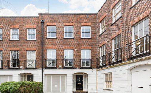 Townhouse in Holland Park, Kensington And Chelsea, England 1