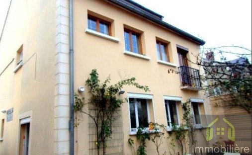 House in Neuilly-Plaisance, Ile-de-France, France 1