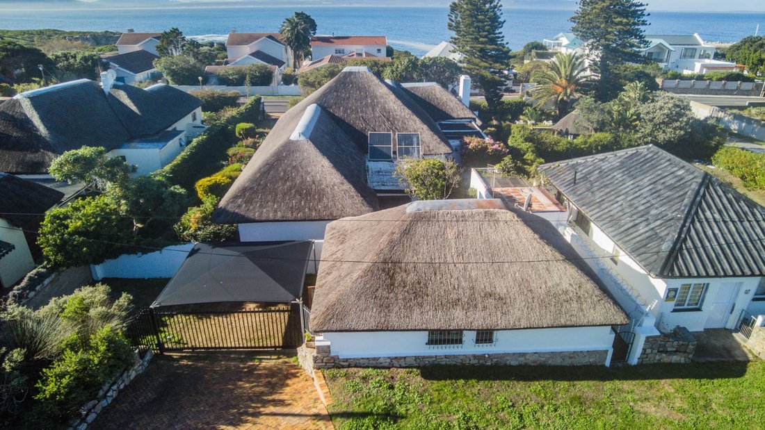 Hermanus, Western Cape, South Africa 1 - 17235642