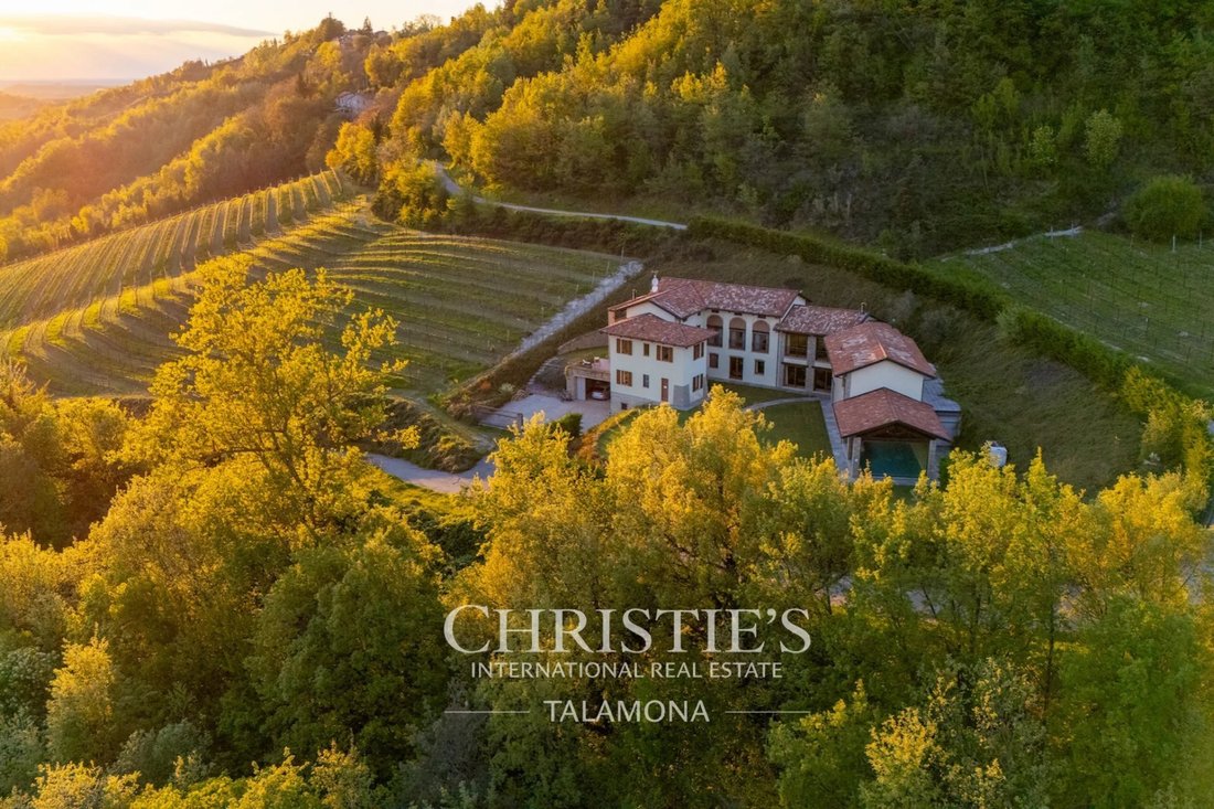 Villa in Serravalle Langhe, Piedmont, Italy 5 - 16819574