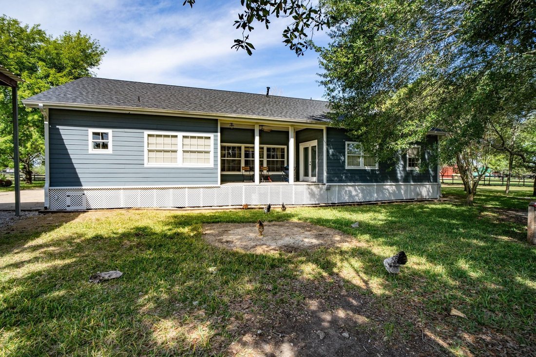 House in Rosharon, Texas, United States 5 - 17236743