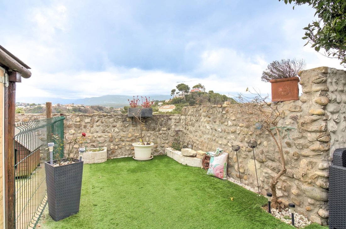 Townhouse in Saint Jean-L'Hubac, Cagnes-sur-Mer, France 1 - 17235550