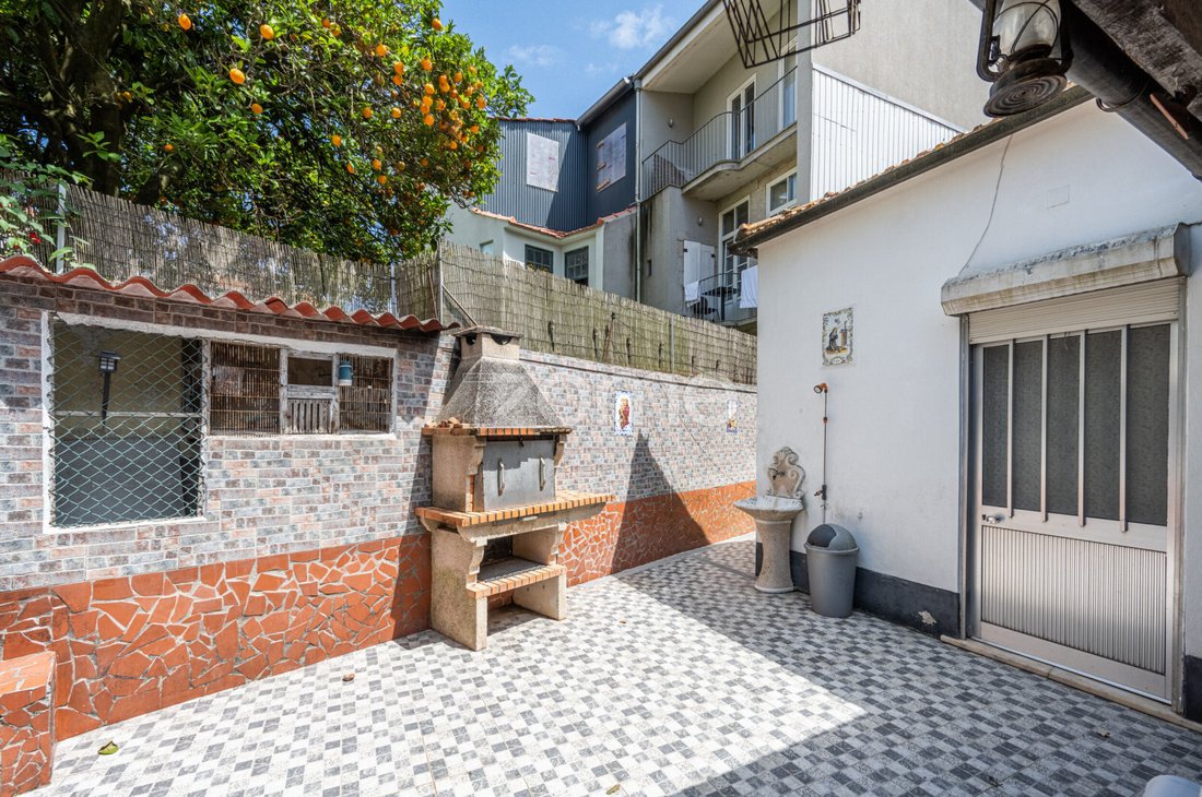 Casa a Cedofeita, Santo Ildefonso, Sé, Miragaia, São Nicolau e Vitória, Oporto, Portogallo 1 - 17237603