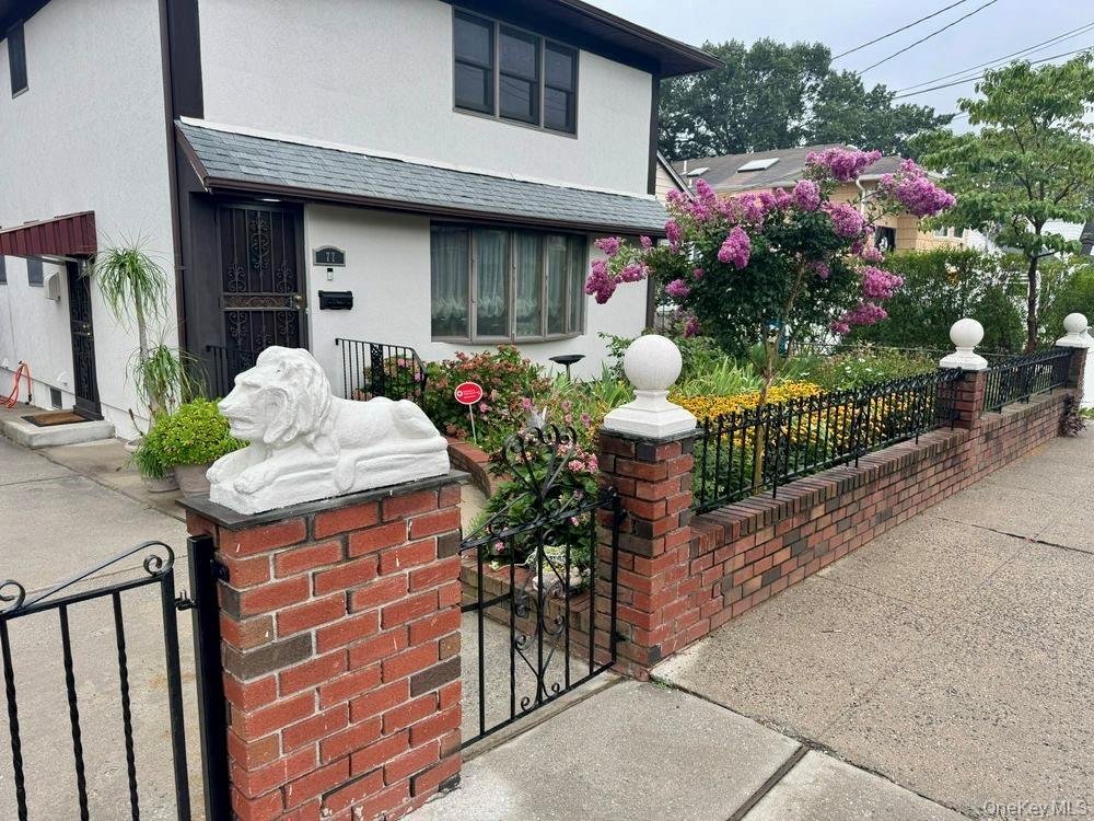 Apartment in Franklin Square, New York, United States 5 - 17235857