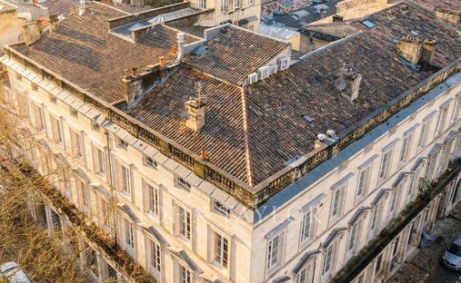 Apartment in Hôtel de Ville-Quinconce-Saint Seurin-Fondaudège, Bordeaux, France 1