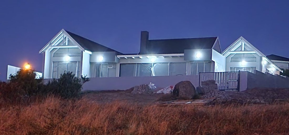 House in Myburgh Park, Western Cape, South Africa 2 - 17235649