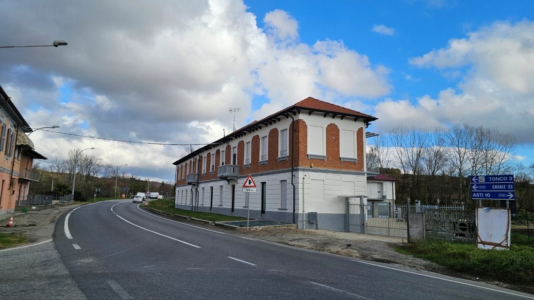 Estate in Castell'Alfero, Piedmont, Italy 3 - 17237551