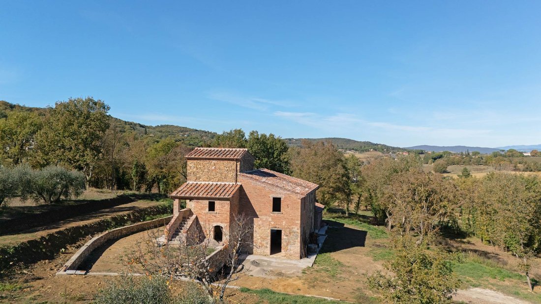Country House in Lucignano, Tuscany, Italy 2 - 17237449