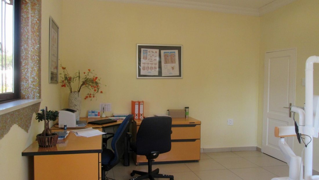 House in Linbro Park AH, Gauteng, South Africa 5 - 17235645