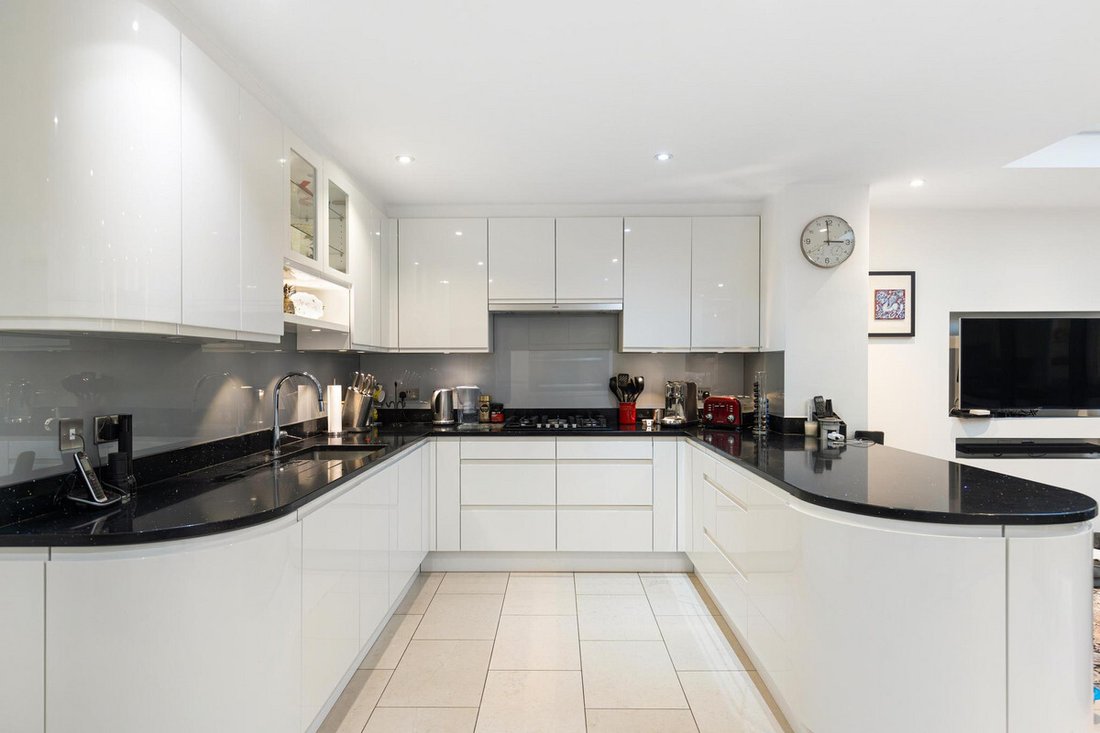 Townhouse in Holland Park, Kensington And Chelsea, England 3 - 17236927