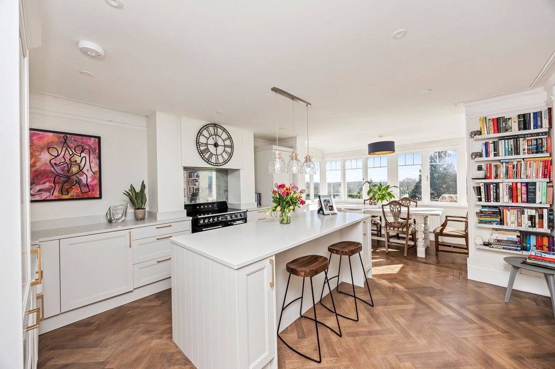 Apartment in East Sussex, England 4 - 17235350