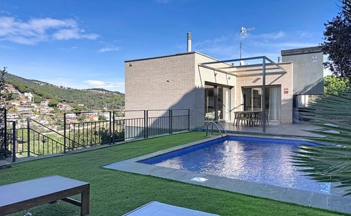 House in Alella, Catalonia, Spain 1