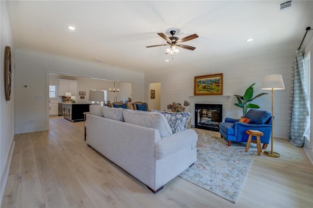 House in Social Circle, Georgia, United States 2 - 17236175