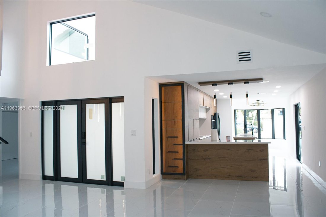 House in West Miami, Florida, United States 3 - 17235943