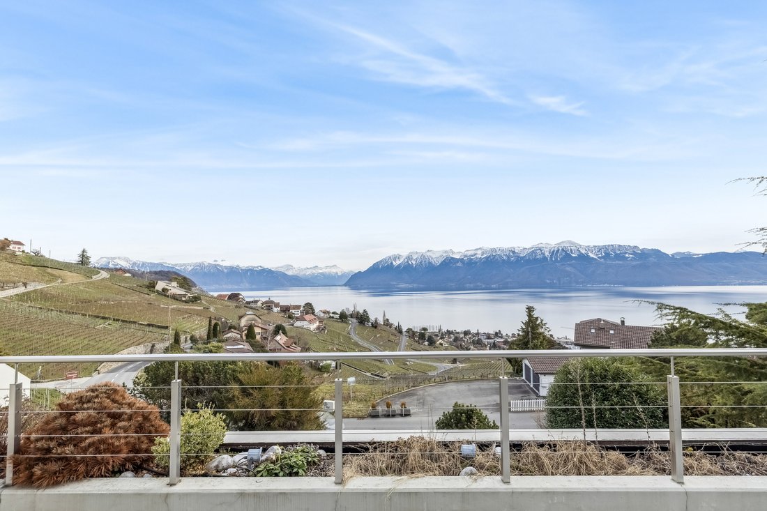 Grandvaux Bright Duplex With Exceptional View