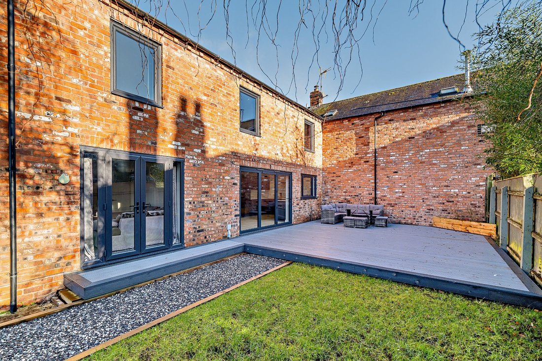 House in Caynham, England 3 - 17234754