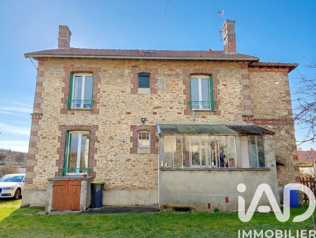 House in Verneuil-l'Etang, Ile-de-France, France 2 - 16953435