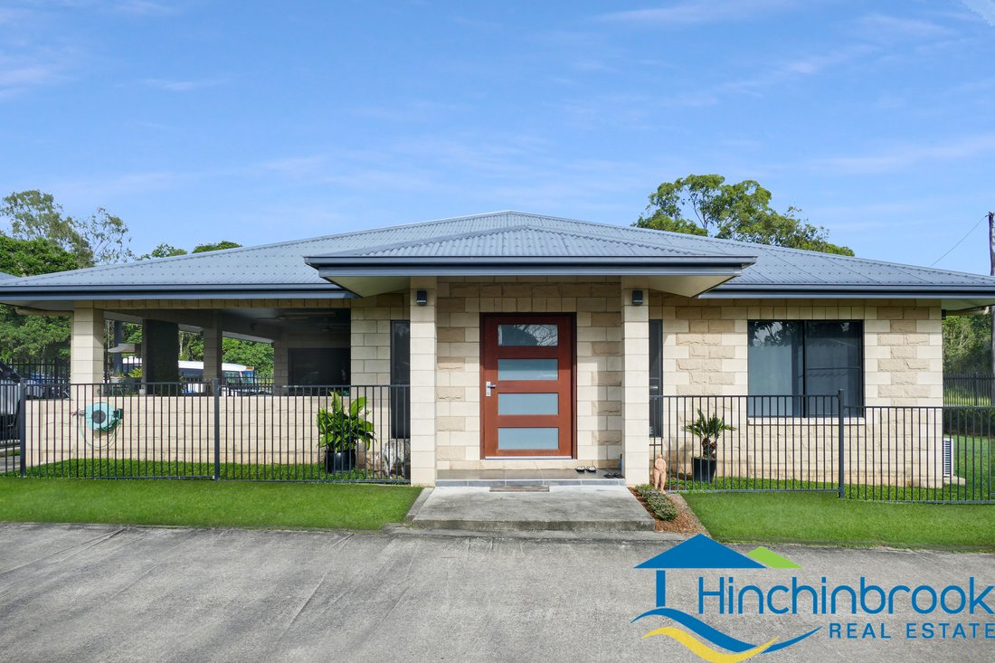 House in Cardwell, Queensland, Australia 5 - 17238150