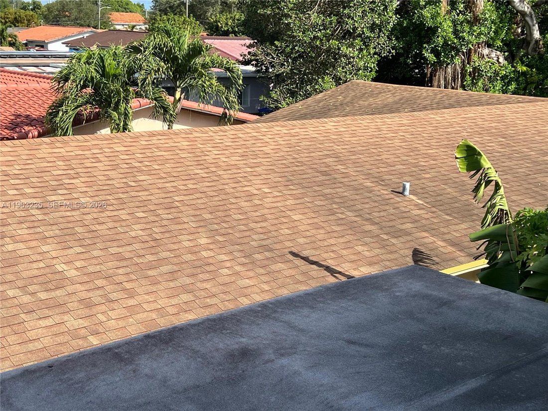 House in Miami, Florida, United States 5 - 17235938