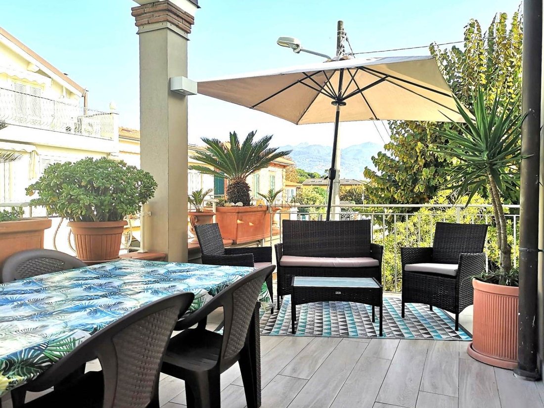 Apartment in Pietrasanta, Tuscany, Italy 1 - 17234910