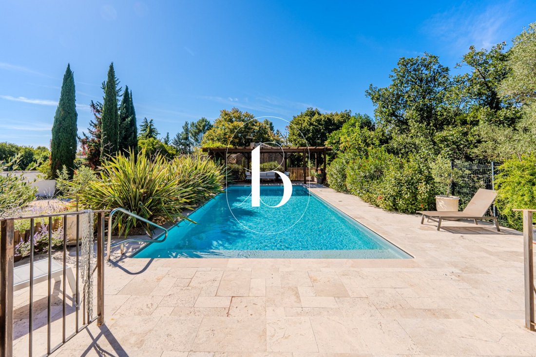 House in Uzès, Occitania, France 2 - 17235147