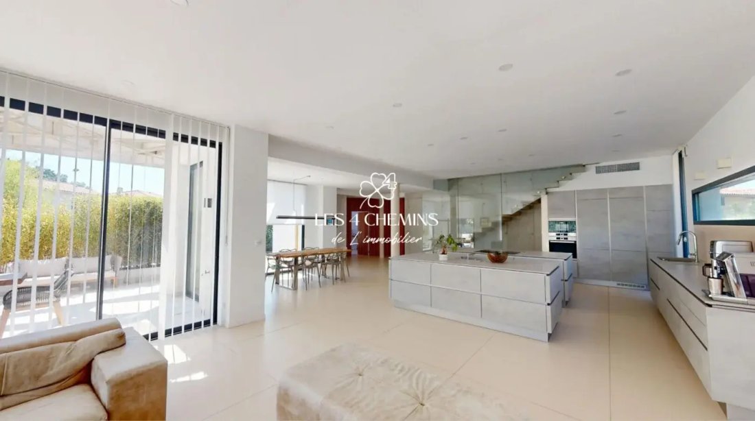 House in Est, Gemenos, France 3 - 17237073