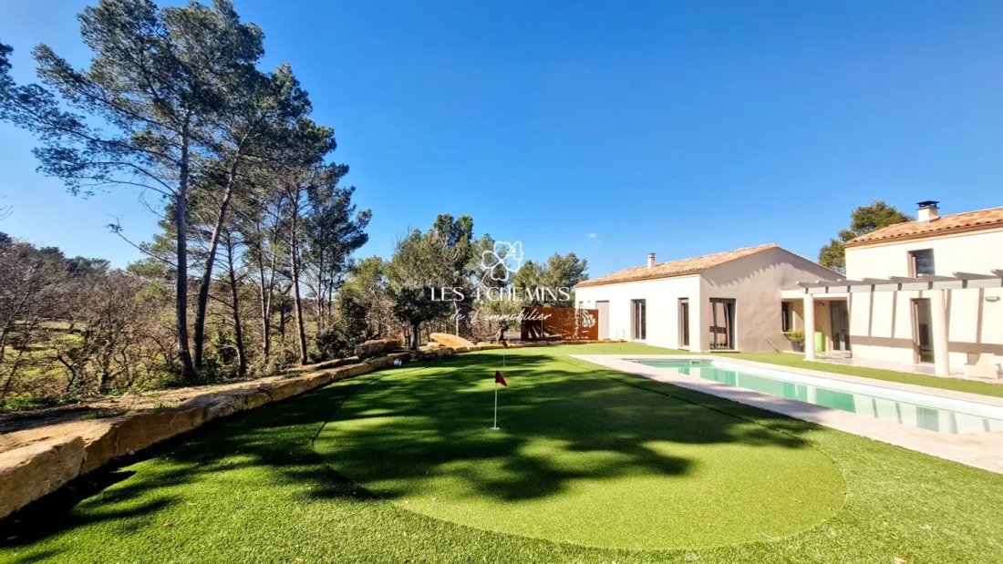 House in Trets, Provence-Alpes-Côte d'Azur, France 1 - 17237065