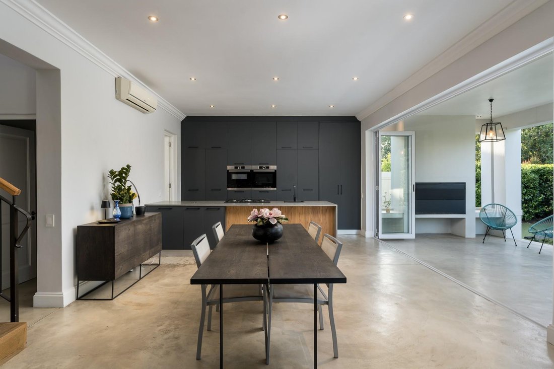 House in Paarl, Western Cape, South Africa 2 - 17237470