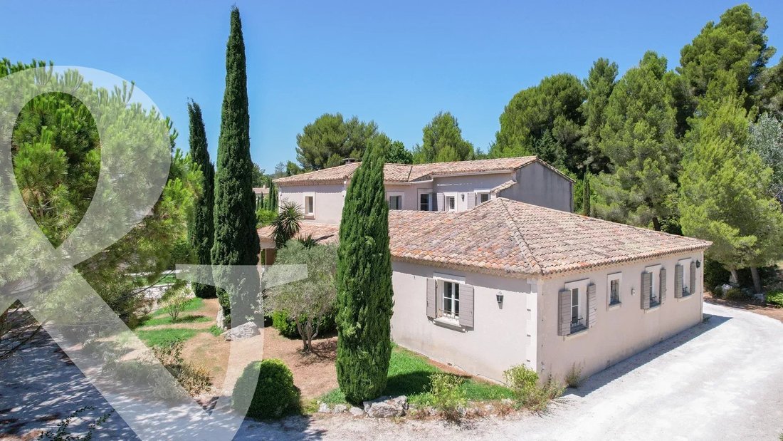 House in Paradou, Provence-Alpes-Côte d'Azur, France 5 - 17234994