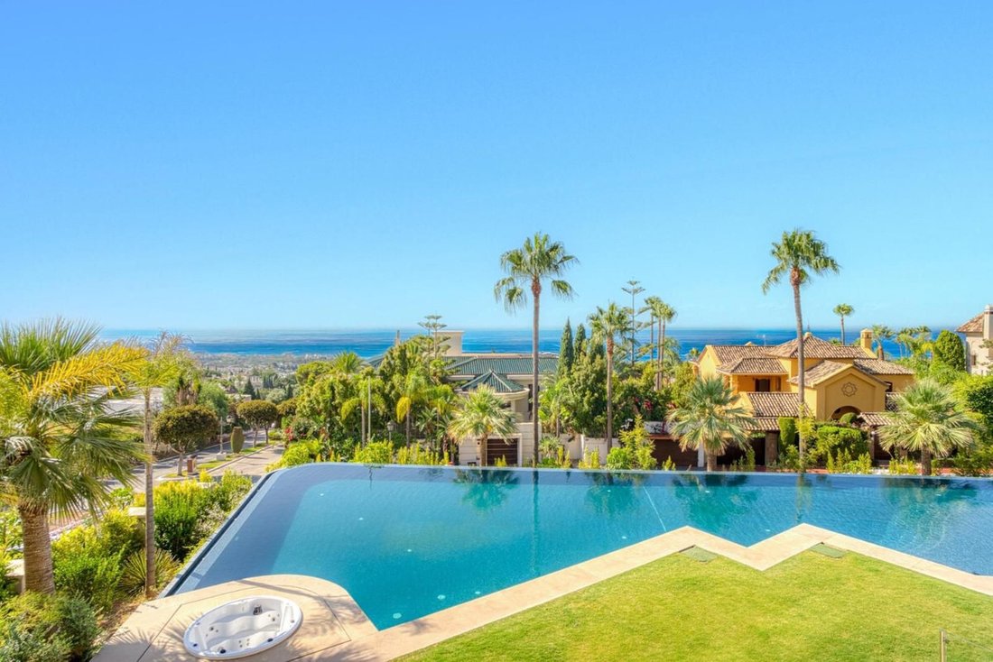 Villa in Sierra Blanca, Marbella, Spain 5 - 17234556