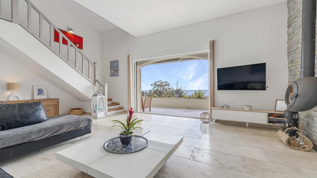 House in Les Issambres, Roquebrune-sur-Argens, France 5 - 17237352