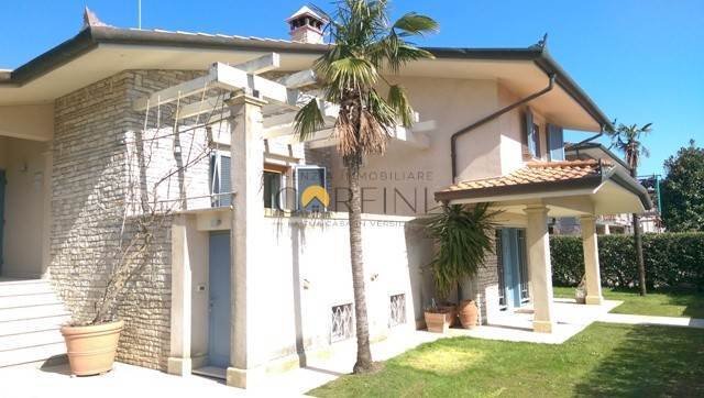 Villa a Camaiore, Toscana, Italia 2 - 17234733