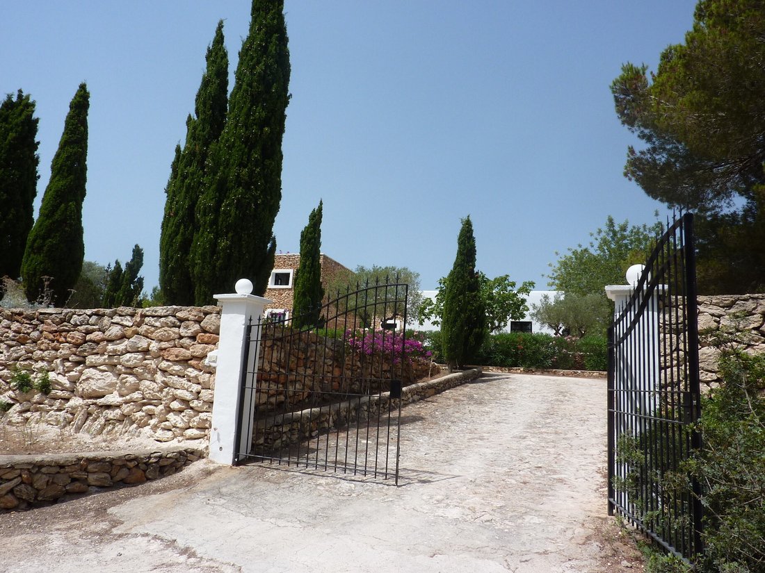 Villa in Santa Eularia des Riu, Balearic Islands, Spain 2 - 17238352