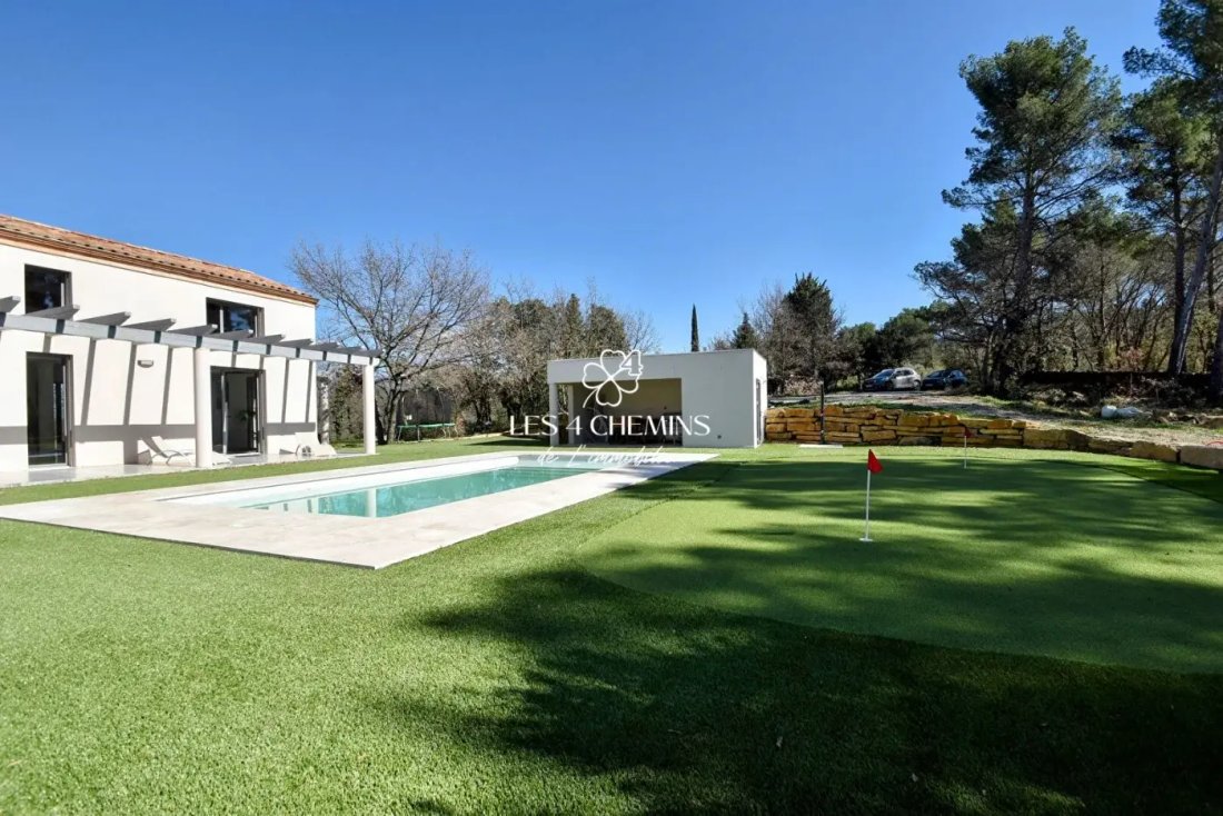 House in Trets, Provence-Alpes-Côte d'Azur, France 5 - 17237065