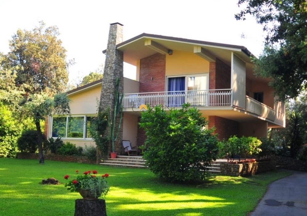 Villa in Pietrasanta, Tuscany, Italy 1 - 17234767
