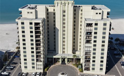 Condo in St. Pete Beach, Florida, United States 1