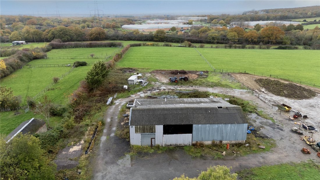 Land in Oxfordshire, England 3 - 17235184