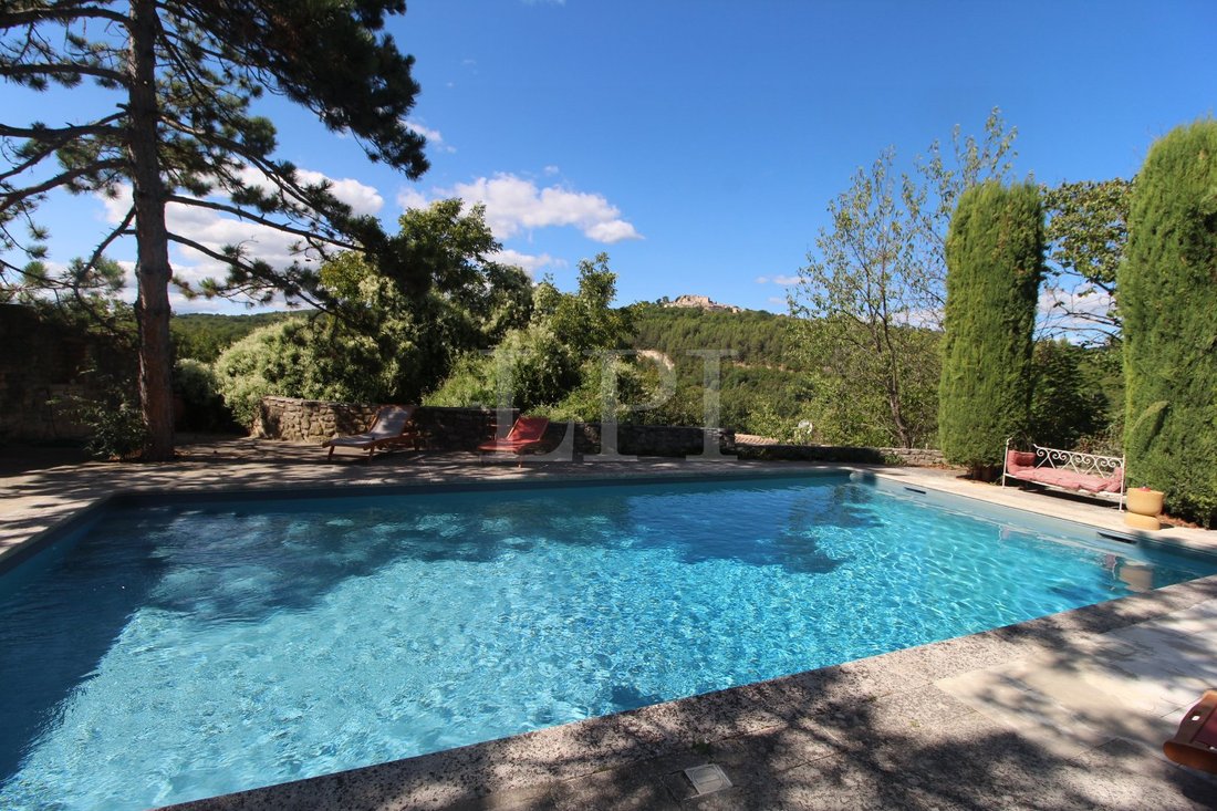 Finca en Saint-Martin-de-Castillon, Provenza-Alpes-Costa Azul, Francia 2 - 17235182