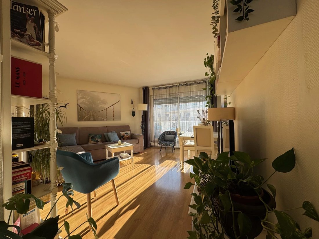 Apartment in Clignancourt-Jules Joffrin, Paris 18e Arrondissement, Paris 1 - 16265426