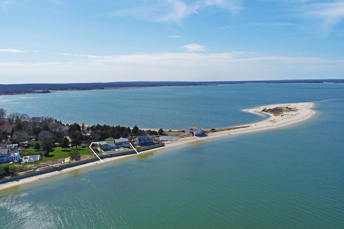 House in Hampton Bays, New York, United States 2 - 17236533