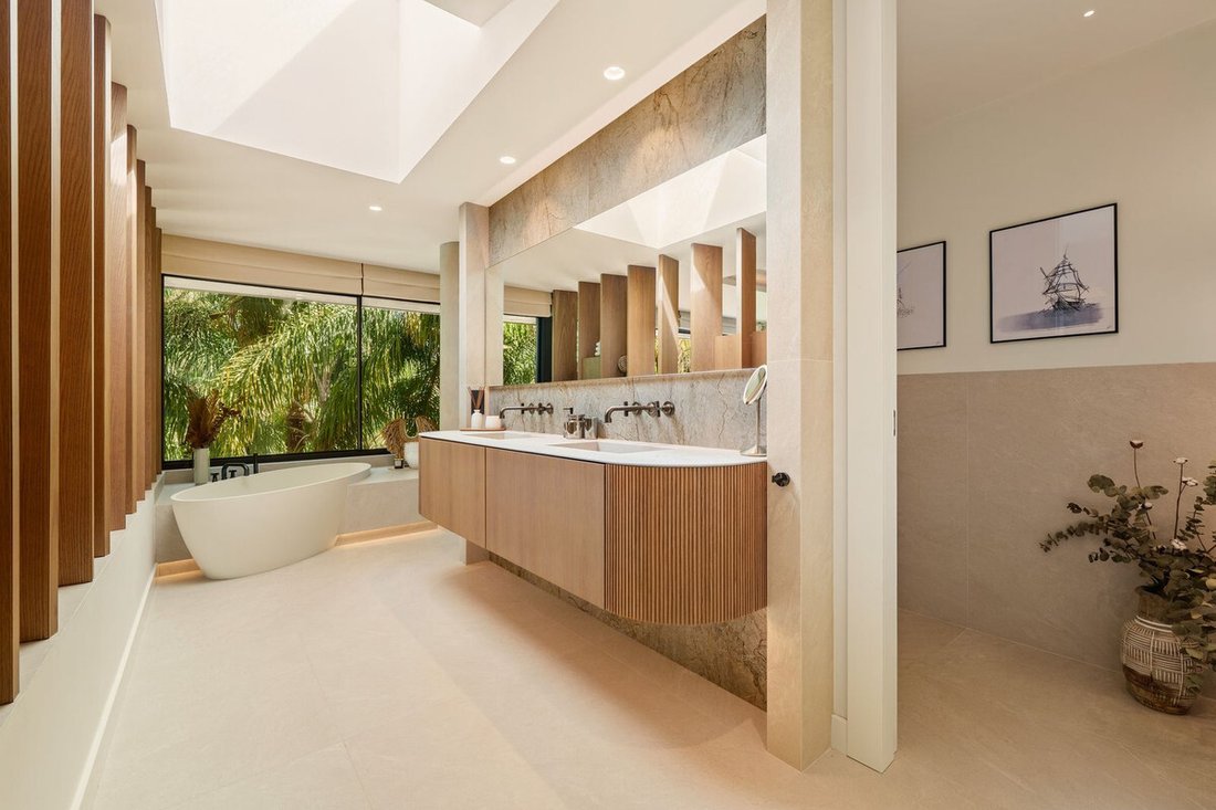 Villa in Marbella, Andalusia, Spain 5 - 17235583
