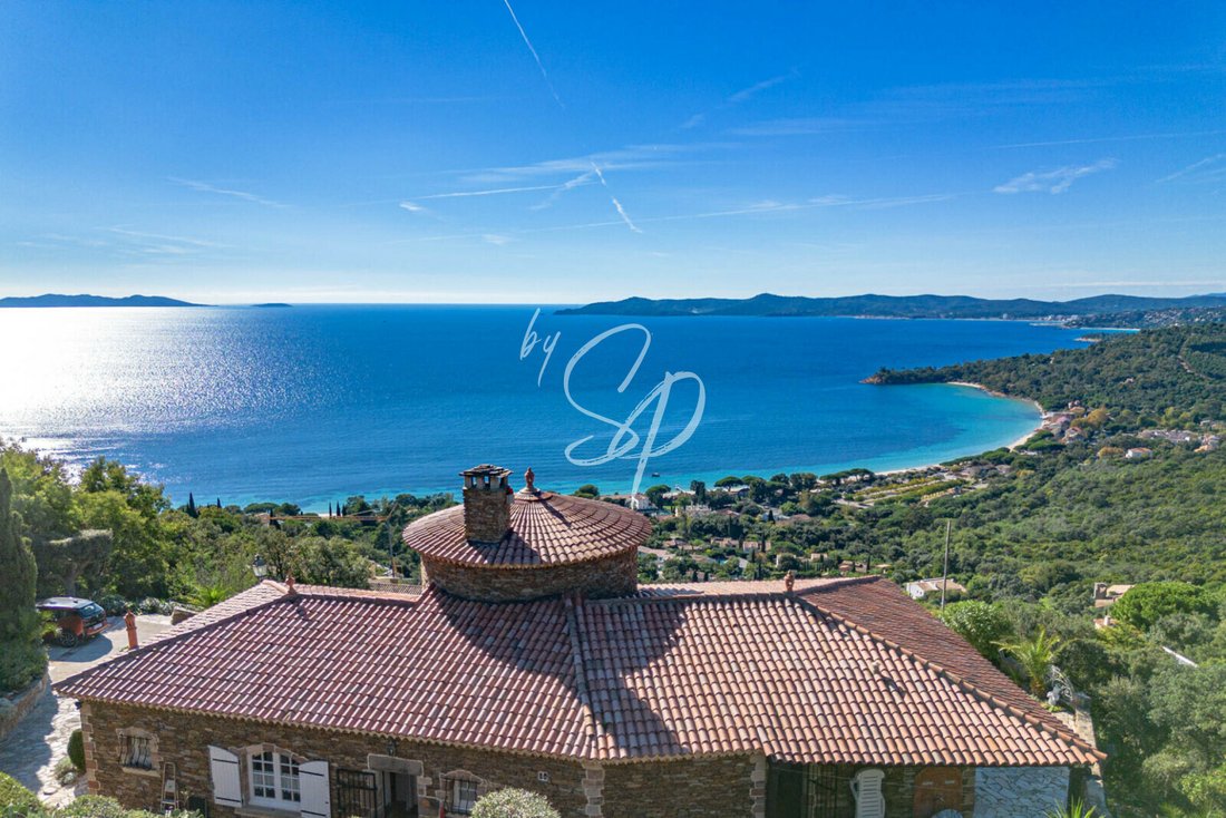 Villa in Le Lavandou, Provence-Alpes-Côte d'Azur, France 2 - 17237131