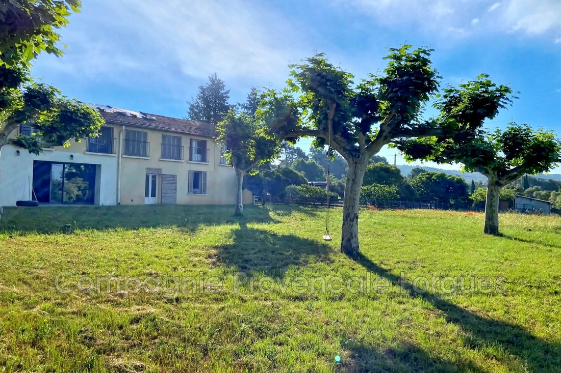 Villa in Villecroze, Provence-Alpes-Côte d'Azur, France 2 - 17234993